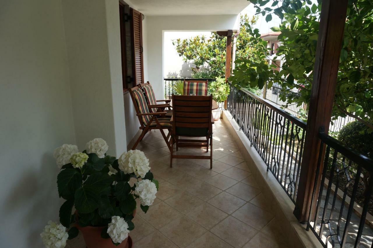Magnolia Apartment Áyios Nikólaos Luaran gambar