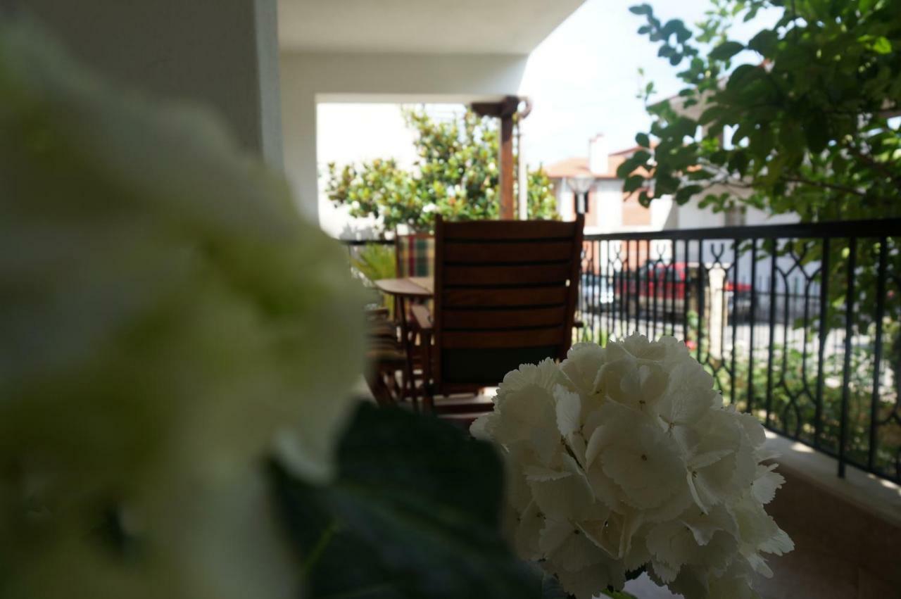 Magnolia Apartment Áyios Nikólaos Luaran gambar