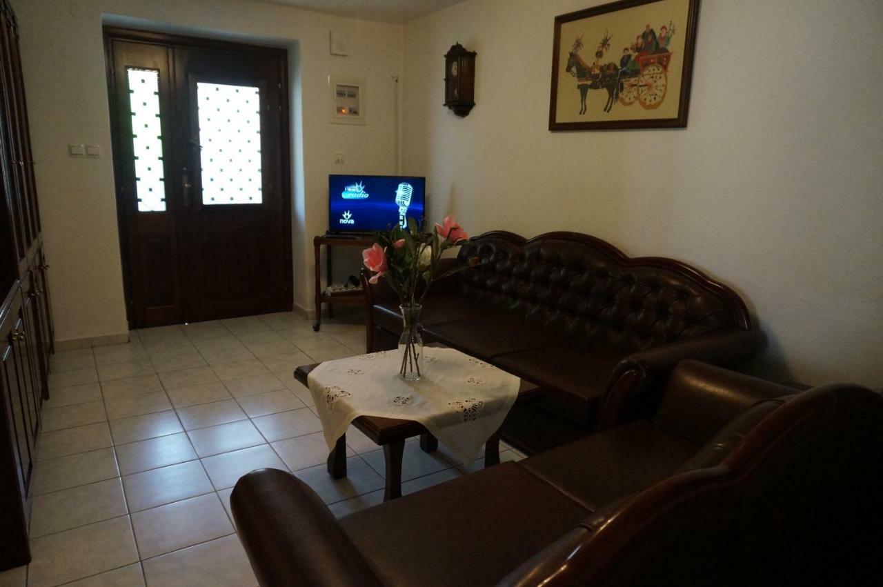 Magnolia Apartment Áyios Nikólaos Luaran gambar