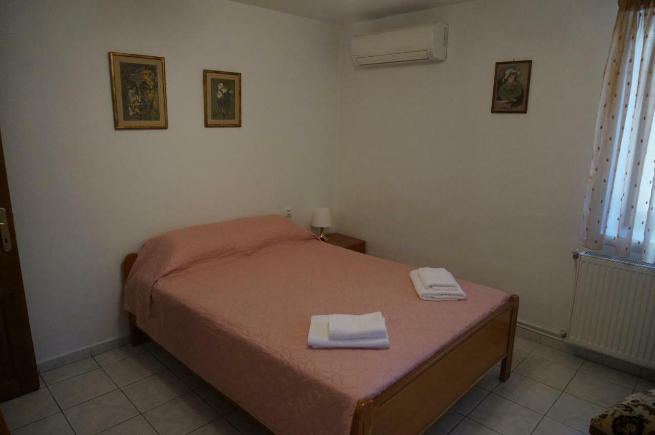 Magnolia Apartment Áyios Nikólaos Luaran gambar